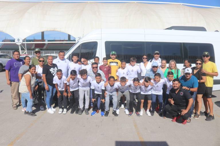 Parte Selección de Futbol Infantil Mayor rumbo a Estatal en Guamúchil