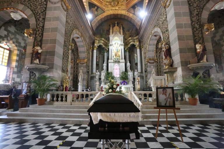 Despiden a don Salvador Lizárraga