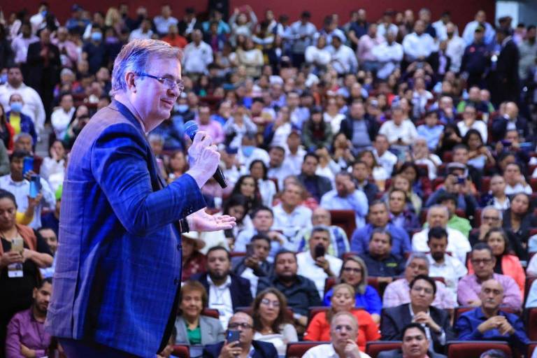 Ebrard urge a Morena definir reglas de candidatura