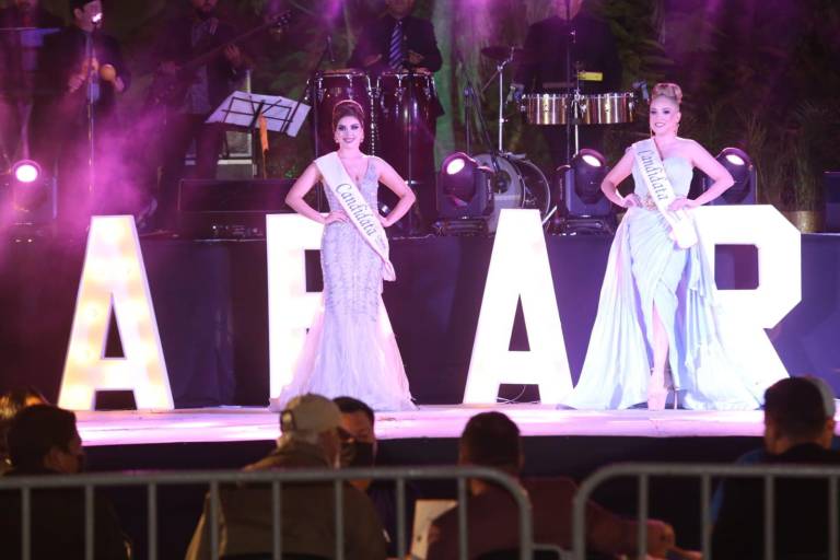 Obed Ibarra y Scarleth Valenzuela son los primeros soberanos de Carnaval de Mazatlán 2022