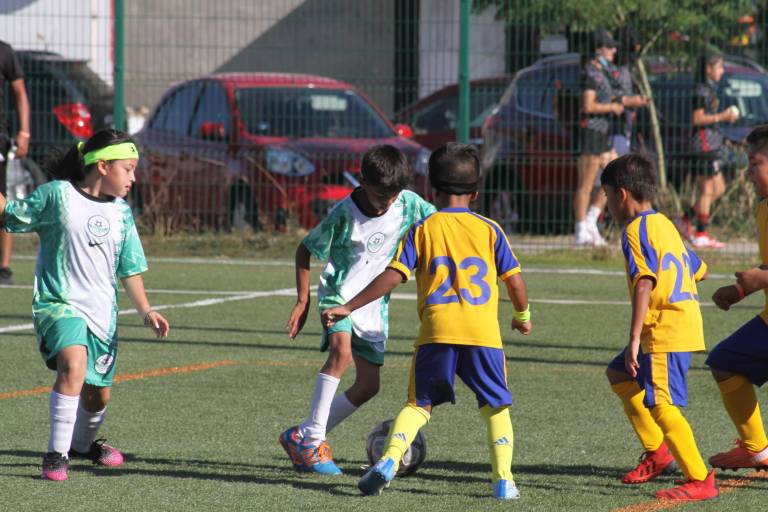 Muralla liga victoria en la Copa Mazatlán al golear a Five Star-Chihuahua