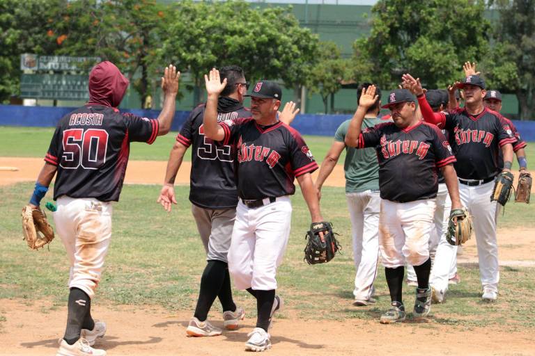 SUTERM acaricia la gloria en Liga de 40 Años y Más, en el Club Muralla