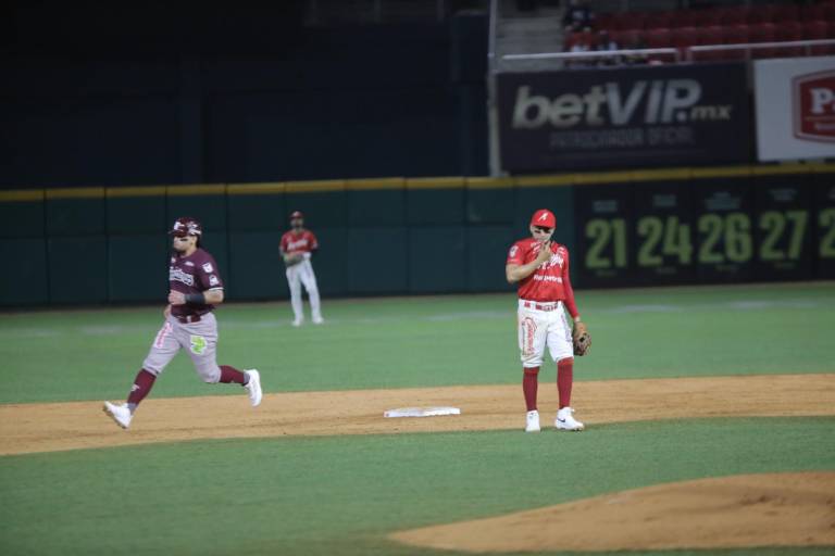 Venados cae en casa ante Tomateros y está al borde de la eliminación