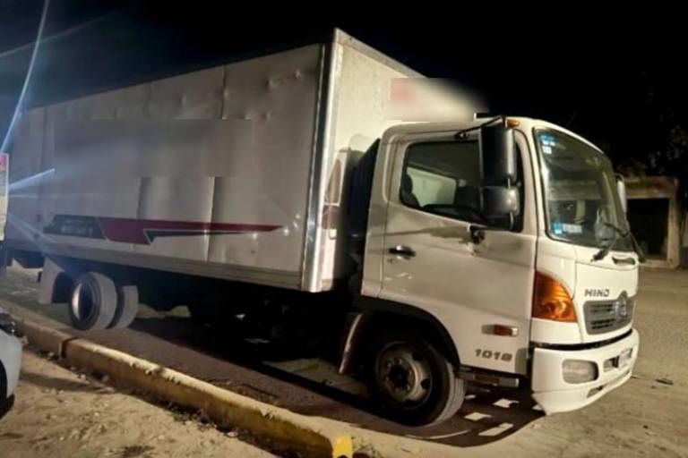 Aseguran policías de Culiacán 8 vehículos con reporte de robo