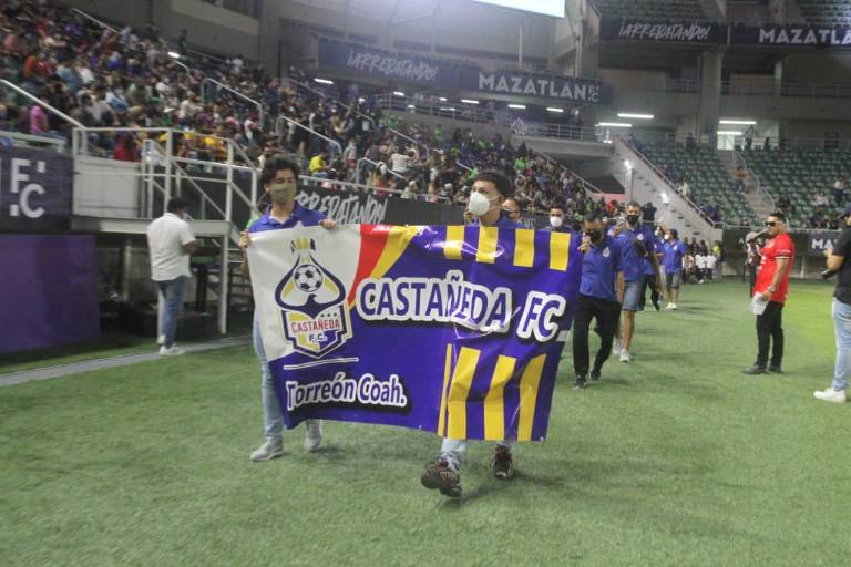 Vuelve la algarabía al Kraken con inauguración de la Copa Mazatlán de Futbol 7