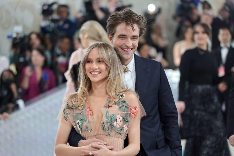 Serán papás Robert Pattinson y Suki Waterhouse