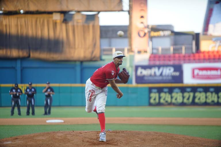 ¡Feliz Navidad! Venados de Mazatlán rompe racha y permanece en zona de playoffs