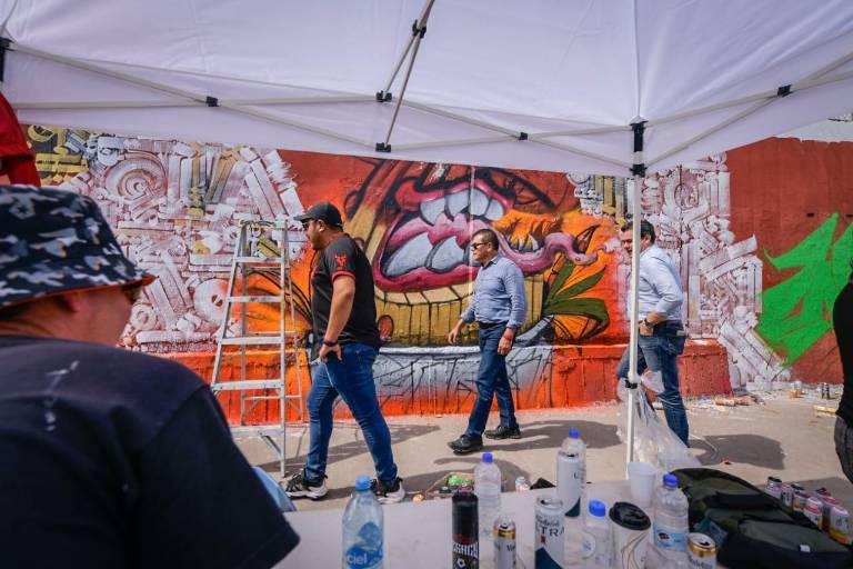 Exhiben artistas sus obras en festival de grafiti en Mazatlán