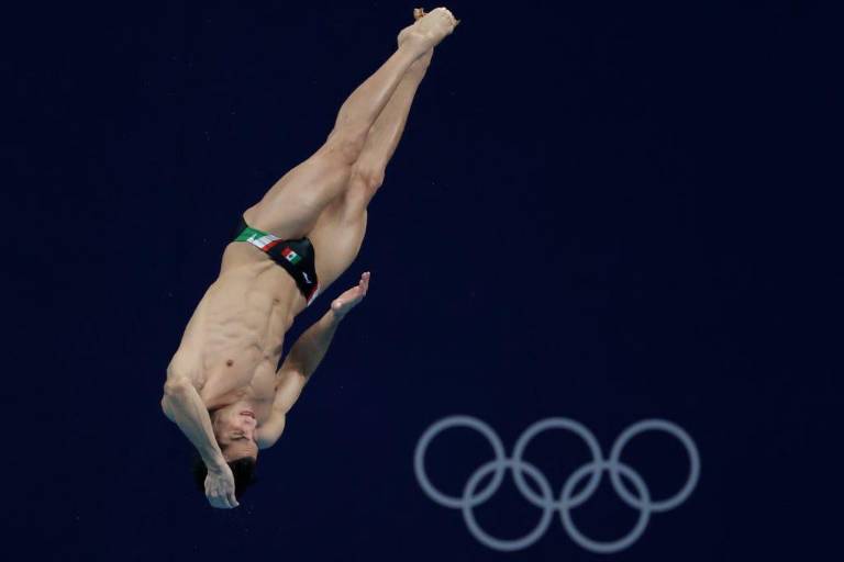 Rommel Pacheco clasificó a la final de clavados y buscará medalla para México