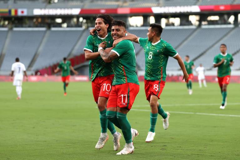 México golea 4-1 a Francia y hace soñar en su debut en el futbol olímpico