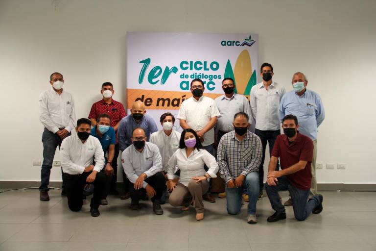 Ponen sobre la mesa los retos de la reconversión a maíz amarillo en el Primer Ciclo de Diálogos AARC