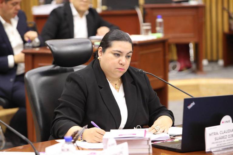 Renuncia cuarta encargada de Secretaría Ejecutiva del INE con Taddei