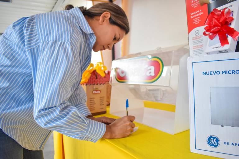 Viven clientes la experiencia de La Ruta del Chilorio Chata