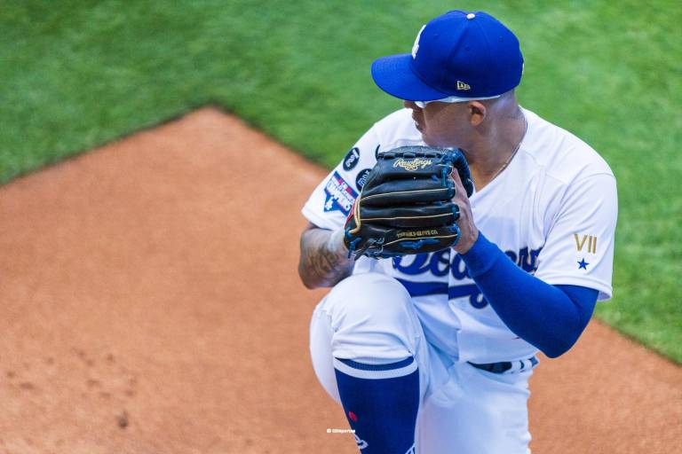 Julio Urías alcanza su segundo triunfo con los Dodgers