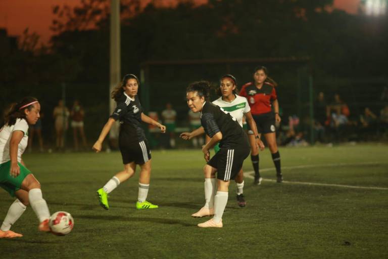 Mazatlán se perfila a la final en Estatal Femenil de Futbol