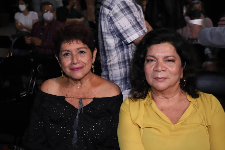 El cineasta Óscar Blancarte recibe emotivo homenaje