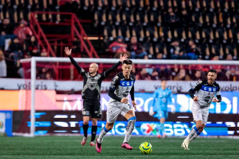 Xolos y Gallos firman empate que les sirve de poco