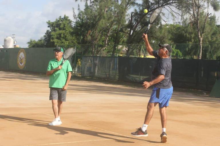 Grandes duelos se disputan en el Torneo Viva México 2021 del Club Muralla