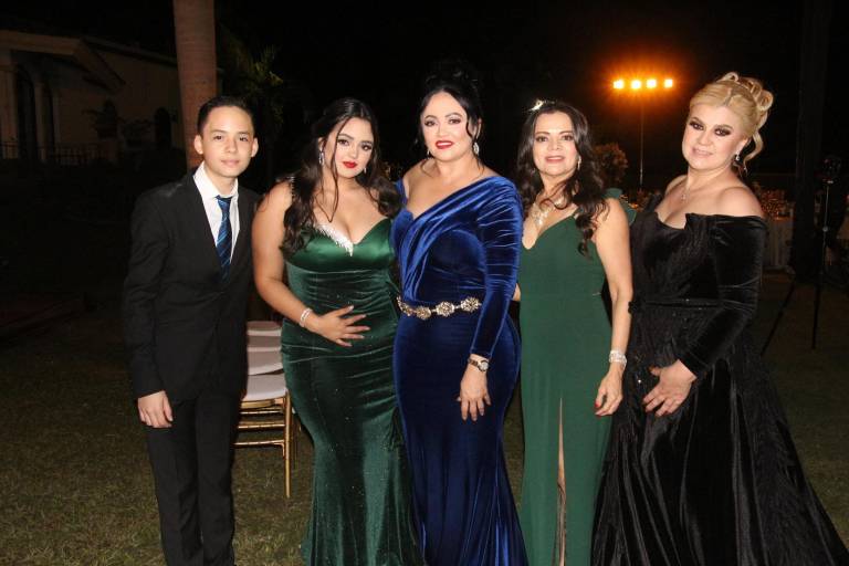 Karla y Roberto acuden a su máxima cita de amor