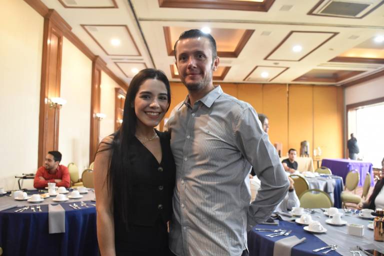 Comparte Mario Ramos su historia de éxito