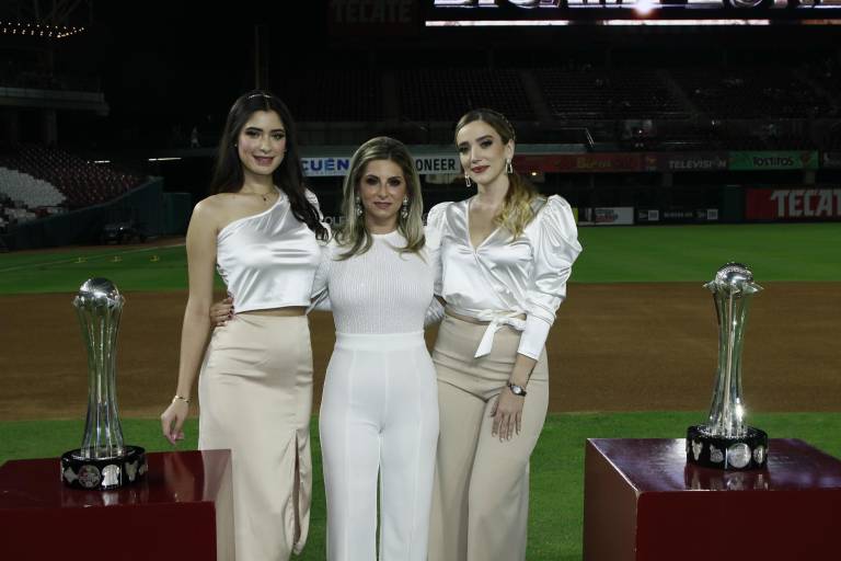 Tomateros de Culiacán reciben sus anillos de campeones de la Liga Mexicana del Pacífico