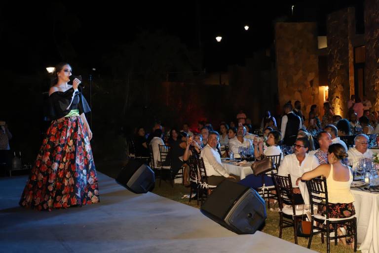 Música, danza y gastronomía con sabor a Sinaloa