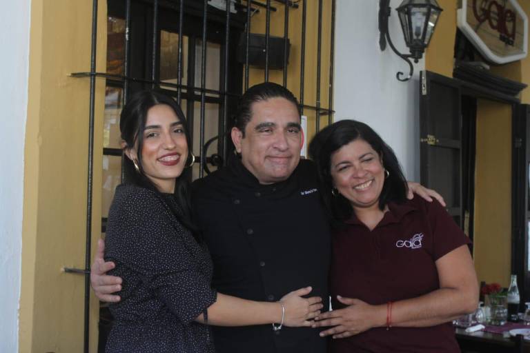 Invitan a festejar su quinto aniversario con una cena gourmet de la Cocina Baja Med