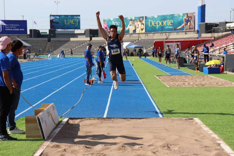 Deporte de la UAS va por la ruta de los buenos resultados: Gilberto Berrelleza Reyes