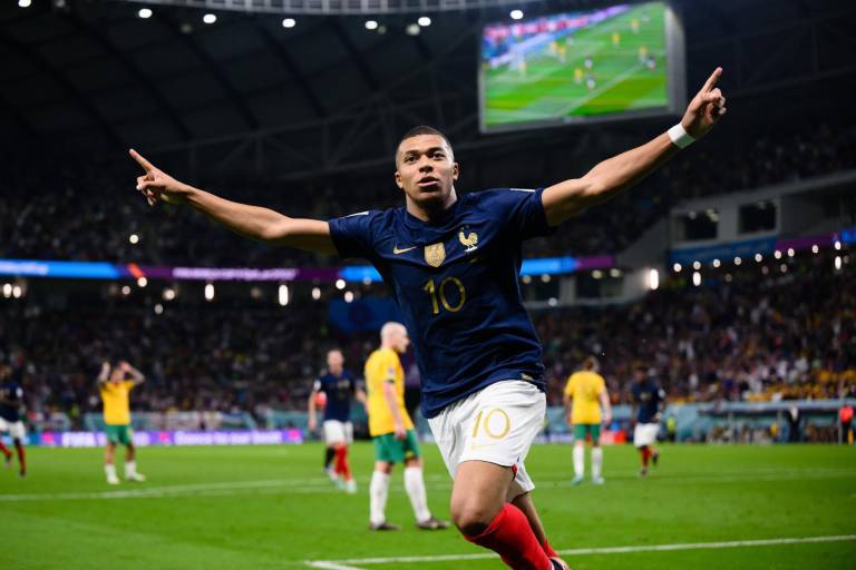 Cómo controlar a Mbappé, la difícil tarea que tiene Argentina