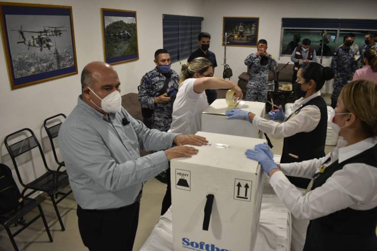 Llegan 62 mil 770 vacunas contra el Covid-19 a Sinaloa