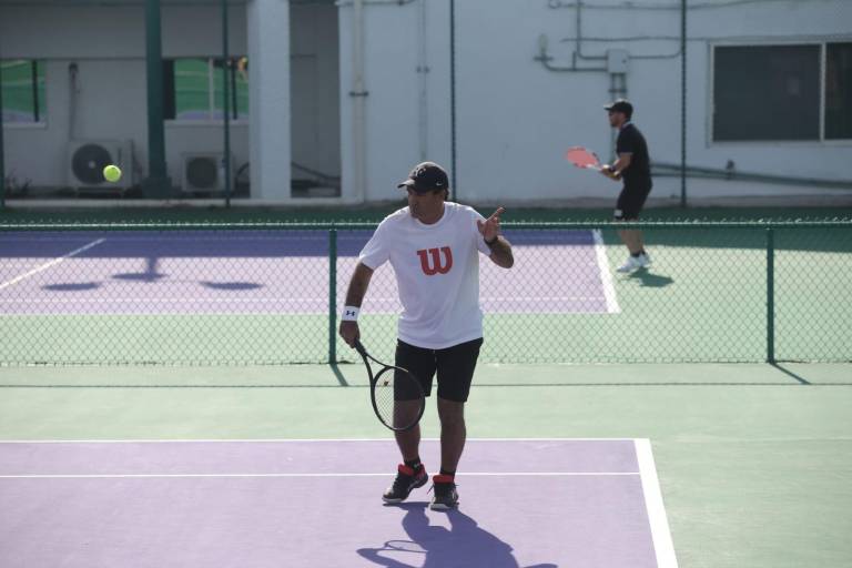 Villanueva y Nieto sellan victorias en Copa de Tenis Amstel de la Independencia