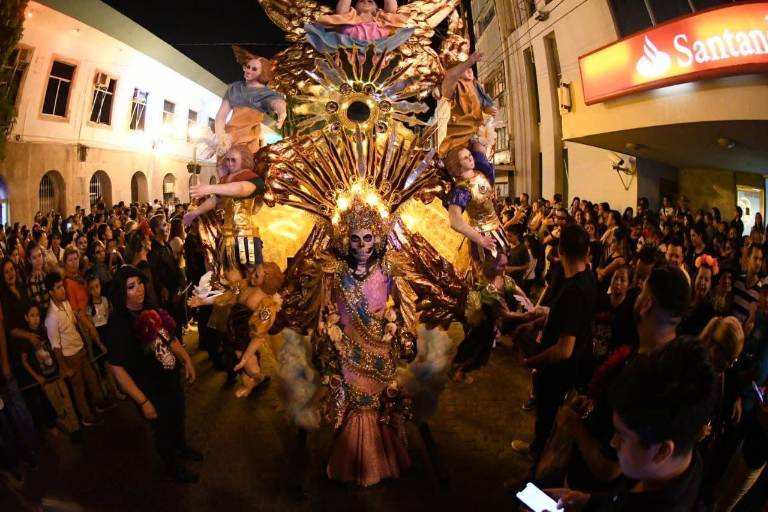 Mazatlán prepara monumental celebración de Día de Muertos