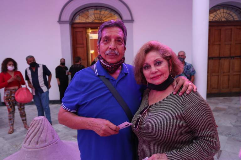 Disfrutan mazatlecos del sabor cubano