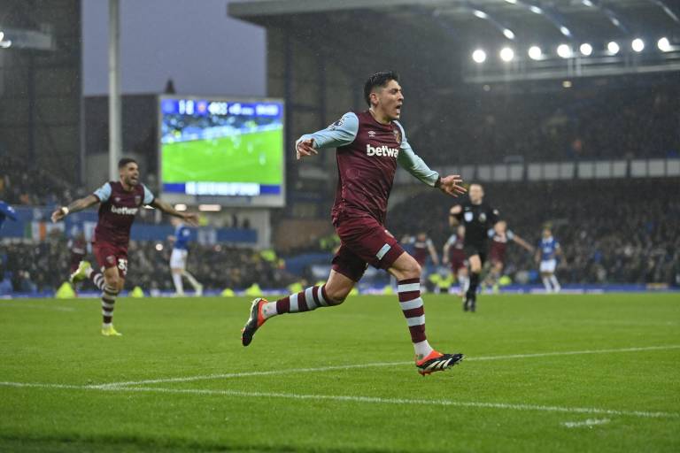 ¡Con golazo! Edson Álvarez anota su primer tanto en la Premier League