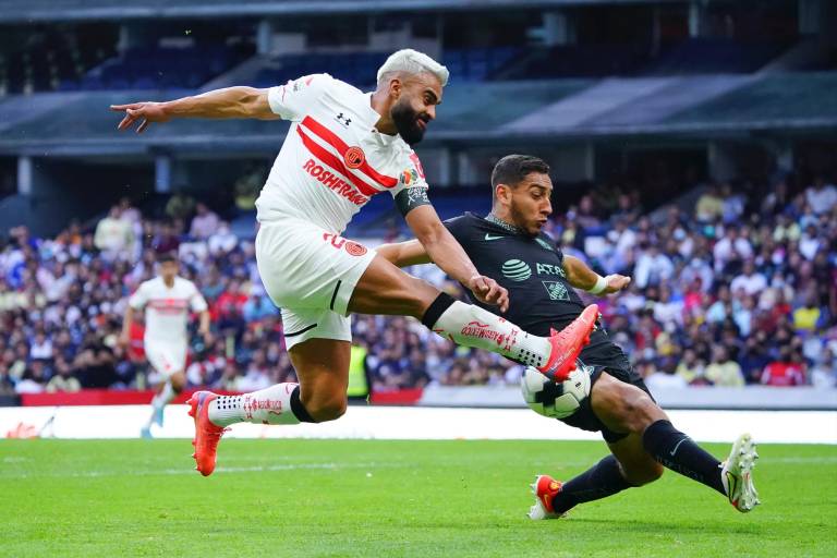 América se sacude la malaria y derrota 3-0 al Toluca