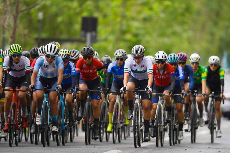 Sinaloense Yarely Salazar hace su esfuerzo, pero queda lejos del top 10 en ciclismo de ruta