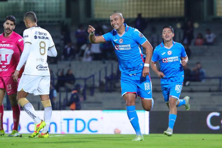 Cruz Azul remonta ante Pumas en la Copa por México