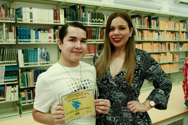 Premia el ISJU a 27 jóvenes destacados y activistas sociales