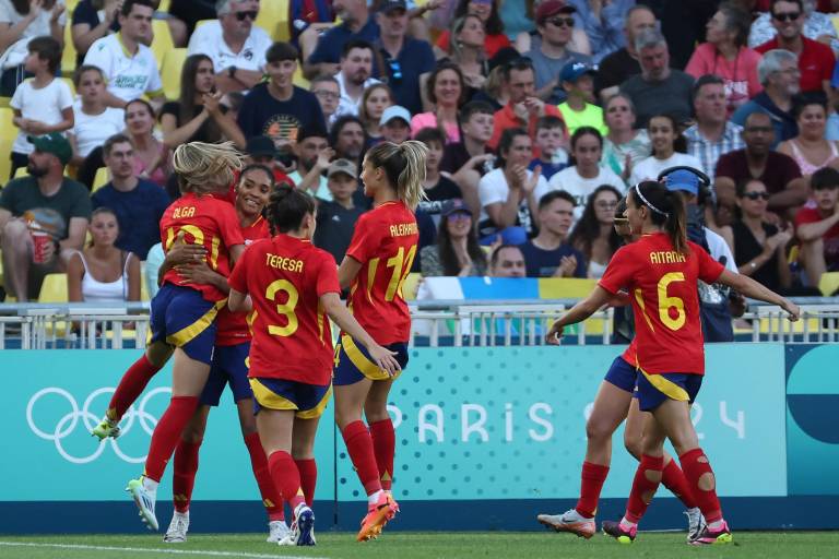 España sella pase, Colombia se recupera y Japón sorprende a Brasil, en el futbol femenil de París 2024