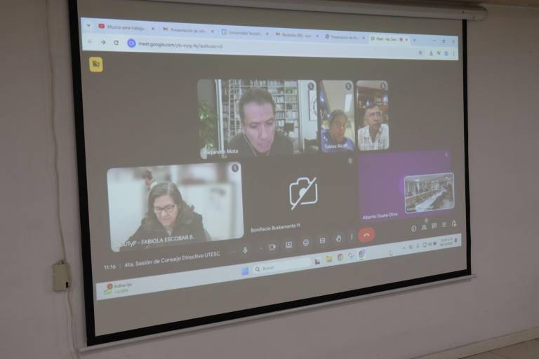 Presenta rector de UTEsc tercer informe trimestral de actividades ante Consejo Directivo