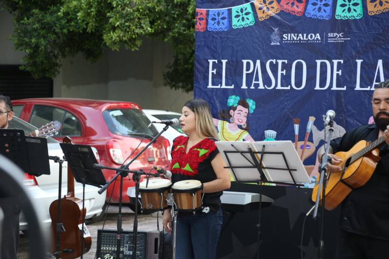 Se reanuda el Paseo de las Artes en el Callejón Andrade en Culiacán