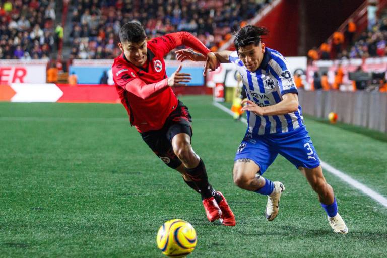 Canales rescata empate y Rayados vuelve a la cima
