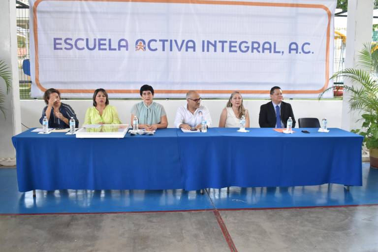 Celebra La Escuela Activa Integral 51 años de existencia