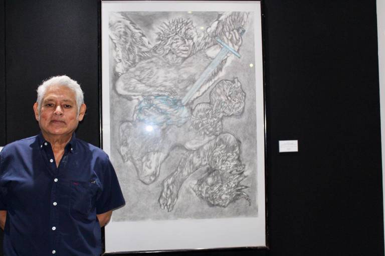 Rendirá el artista Luis González un homenaje al cómic mexicano con un performance en la Plazuela Obregón