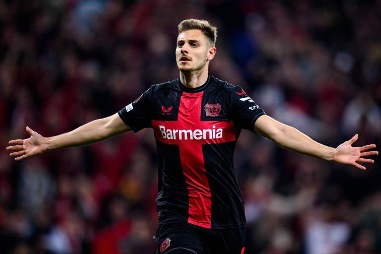 Bayer Leverkusen salva el invicto y se mete a la final de la Europa League