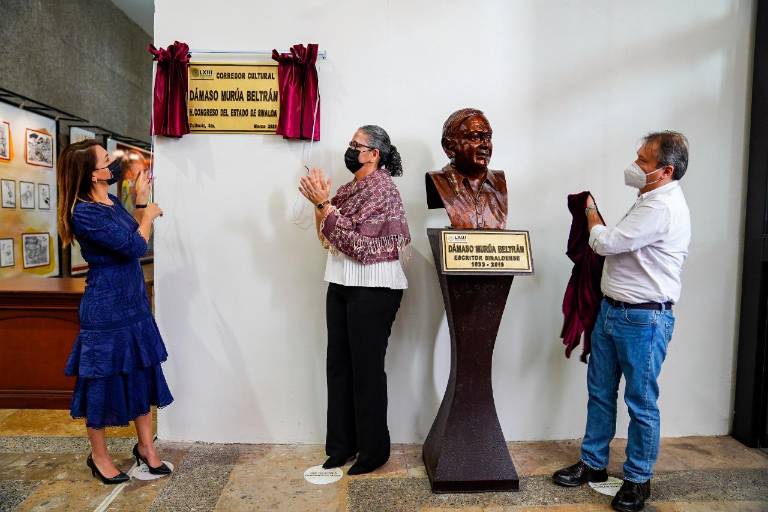 Congreso de Sinaloa rinde homenaje al escritor Dámaso Murúa