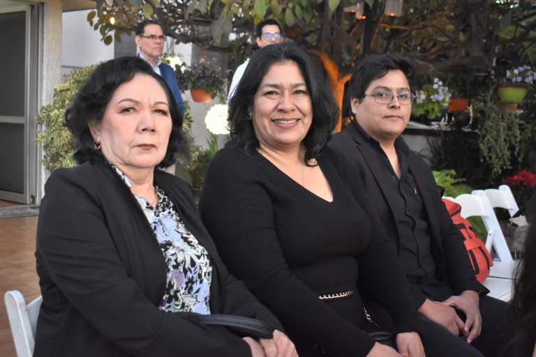 Egresa nueva generación de especialistas en Gerontología y Autismo