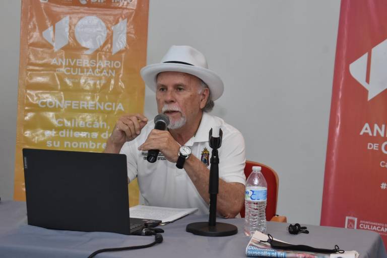 Charla Francisco Padilla sobre el dilema del nombre de Culiacán