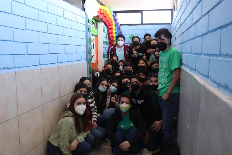 Festejan el Día de San Patricio en el Colegio SEBEC