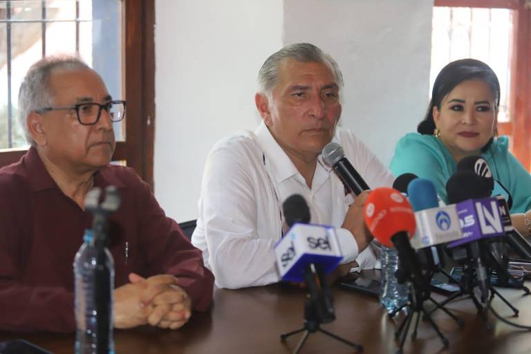 Asegura Adán Augusto que él cubre sus gastos en las asambleas informativas